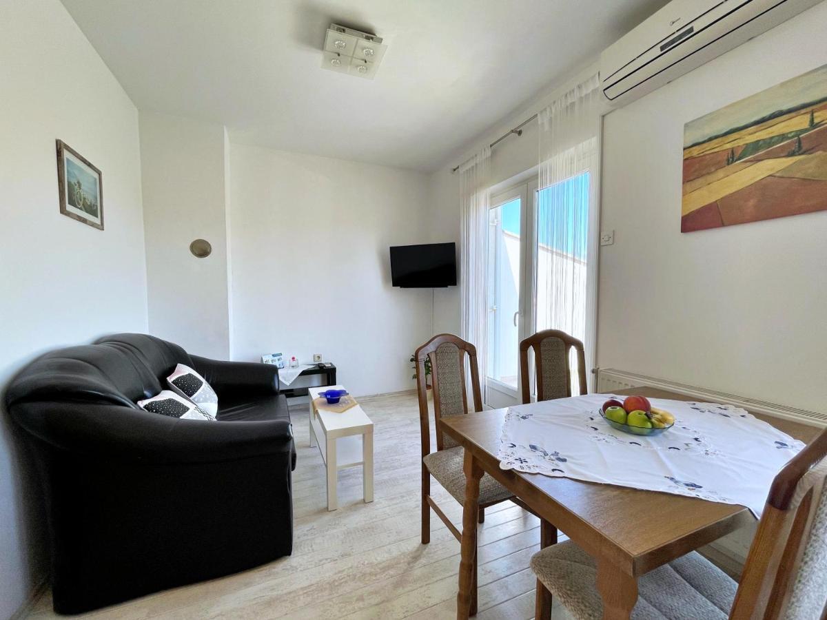 Apartments Bohovic Шіло Екстер'єр фото