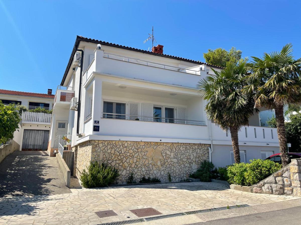 Apartments Bohovic Шіло Екстер'єр фото