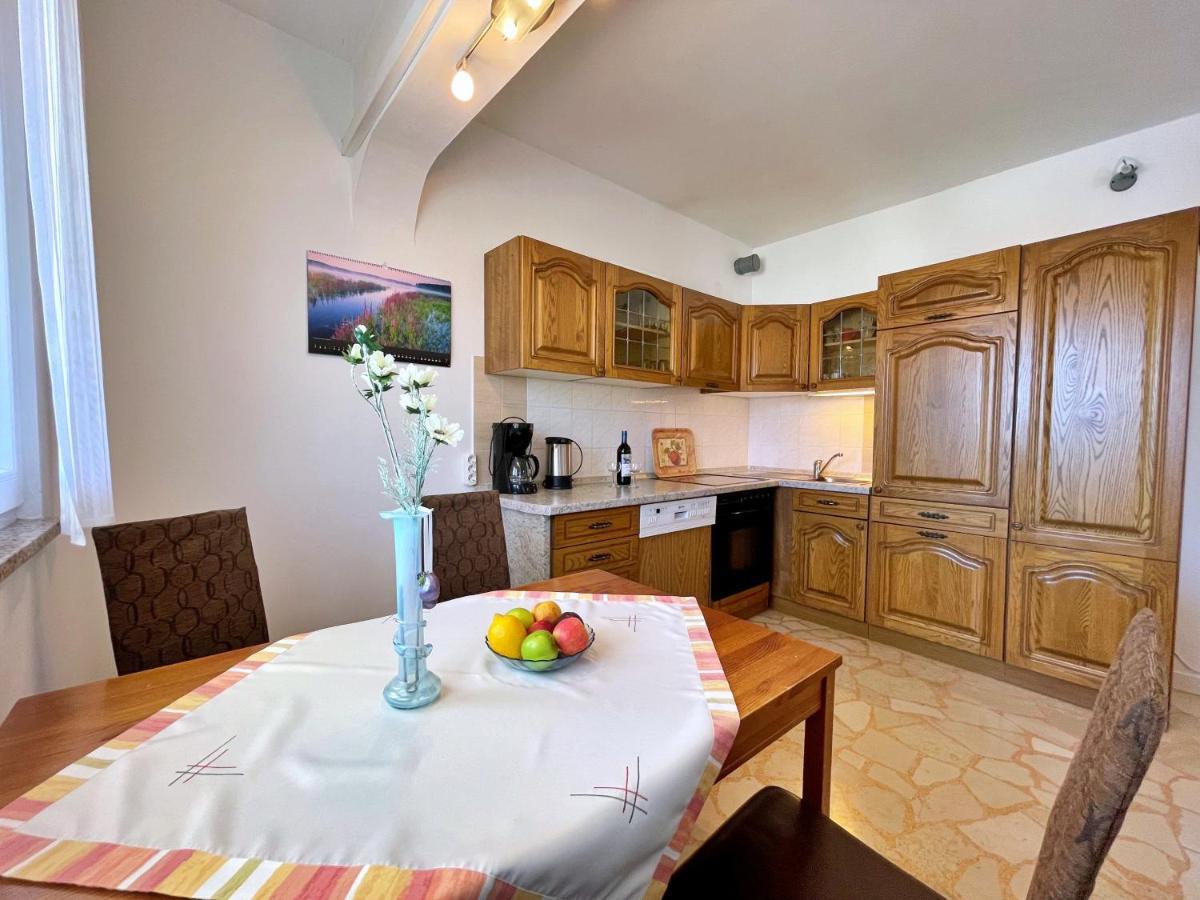 Apartments Bohovic Шіло Екстер'єр фото